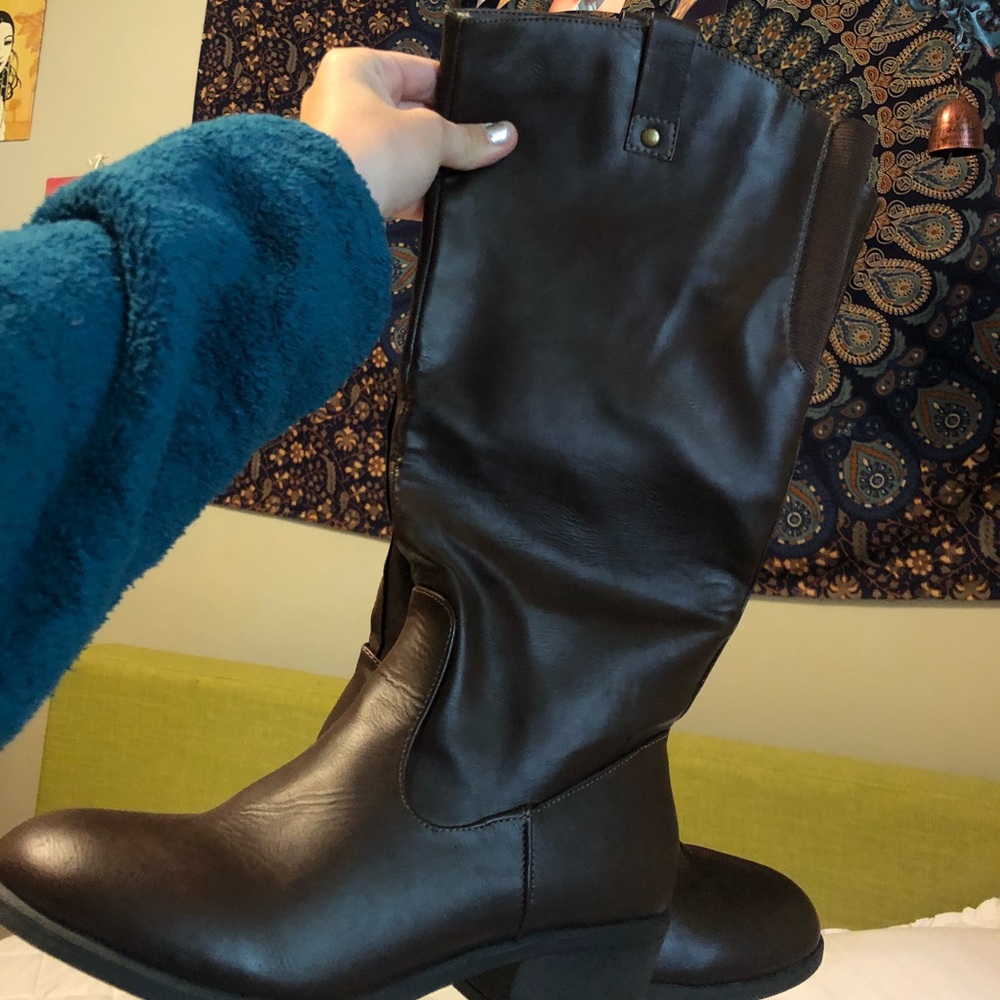 Pink and Pepper Brown Boots